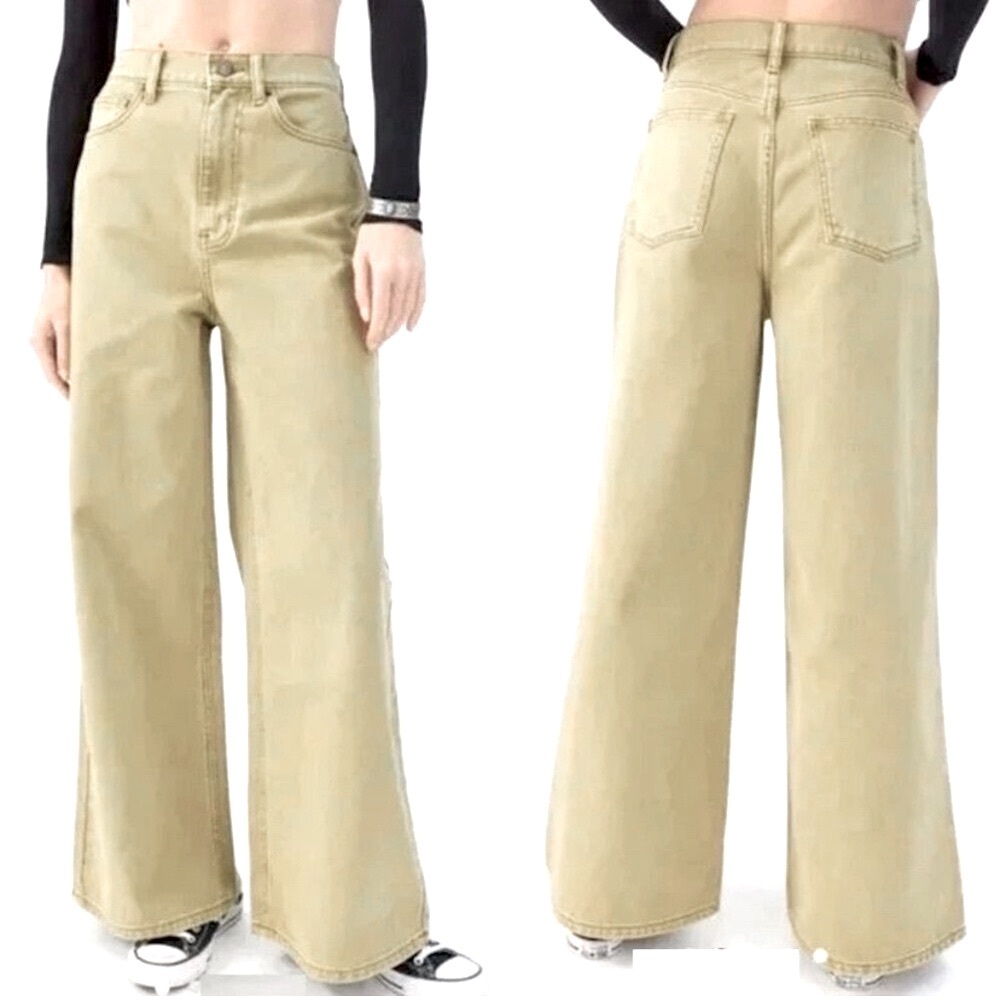 BDG Urban Outfitters | Low & Wide Jeans - 24